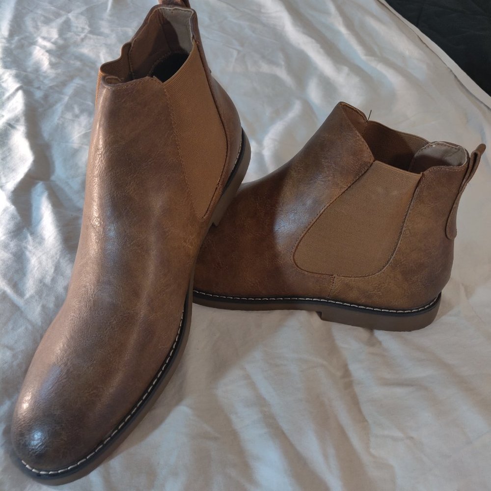 New Miko Lotti Men's Chelsea Boots